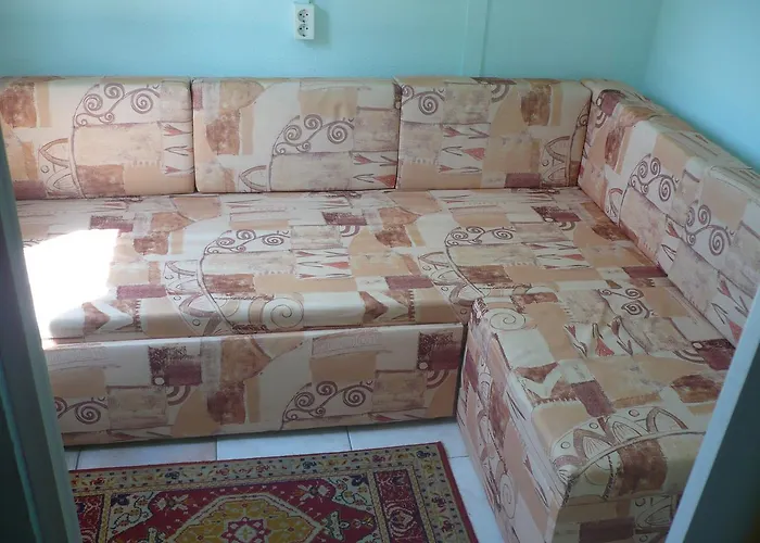 Jomadarak Nyaraloja Dom wakacyjny *